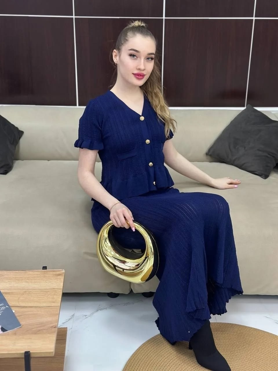 платья,девушка,красное платье,платье вязаное лапша,женские костюмы