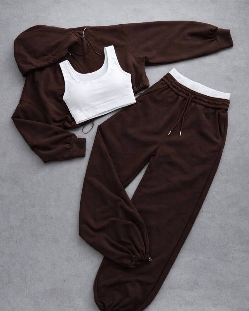 розовый спортивный костюм,спортивные костюмы двойка,спортивные костюм,стильные костюмы,спортивный костюм с укороченной толстовкой женский