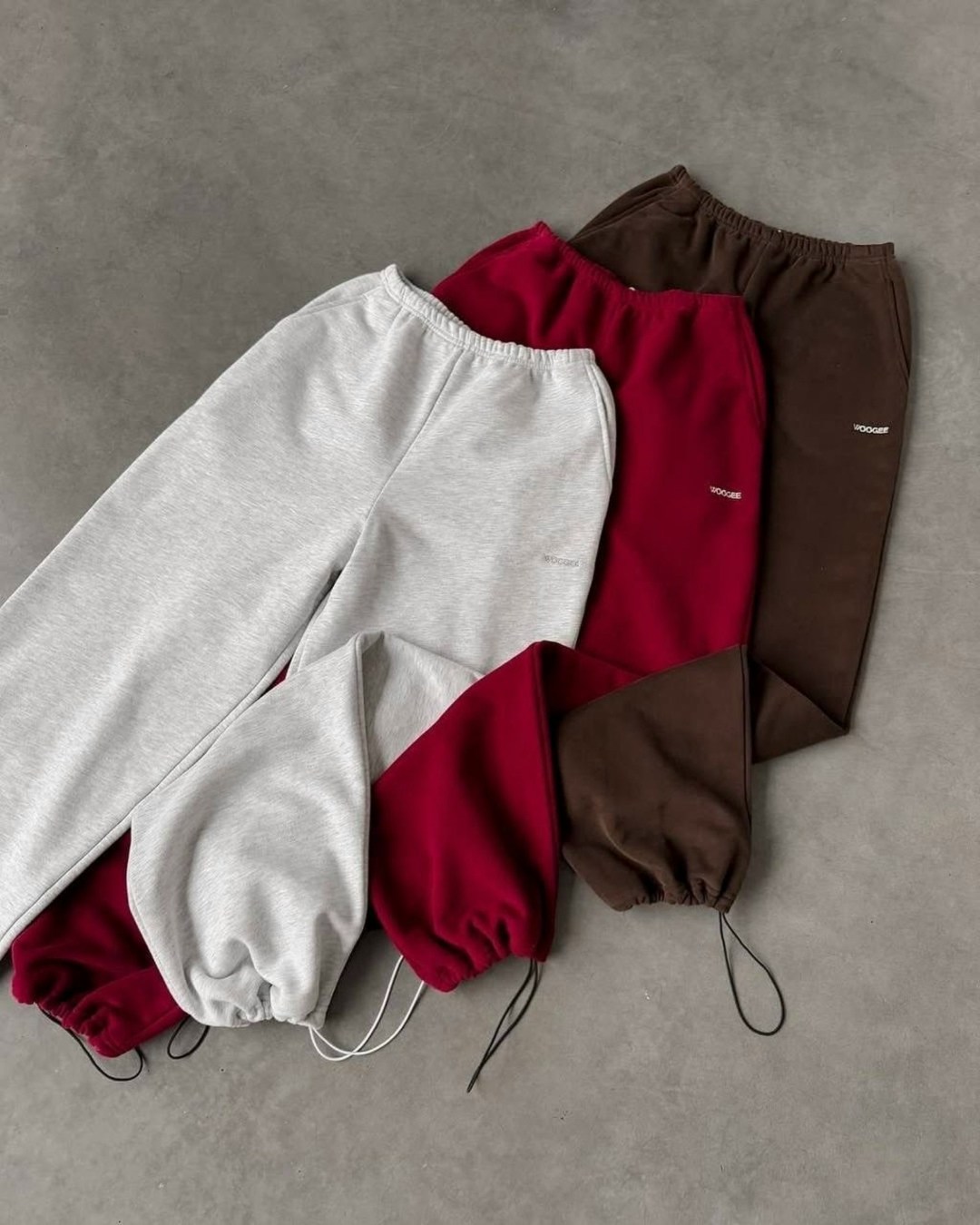 брюки розовые,светло-розовые женские джоггеры dreskod dk02 22,светло-розовые джоггеры dreskod,розовые спортивные штаны,брюки свободные