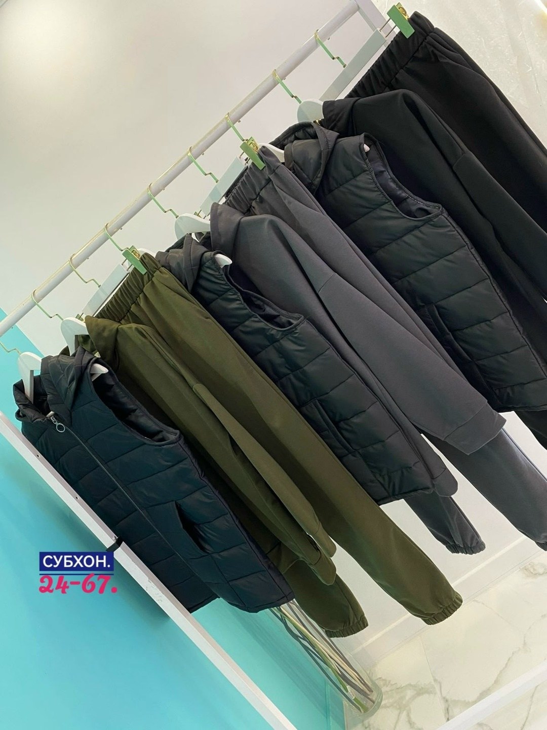 костюм-тройка мужской: жилет, толстовка и штаны арт. 1331595,спортивный костюм с безрукавкой мужской,спортивный костюм тройка с жилеткой,костюм-тройка мужской: жилет, толстовка и штаны арт. 1331592,сп