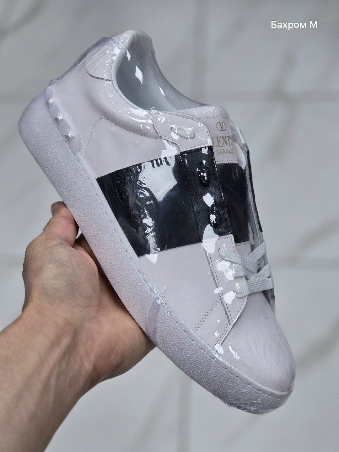 кроссовки valentino,кеды валентино оригинал,,кроссовки женские valentino,кроссовки valentino garavani женские