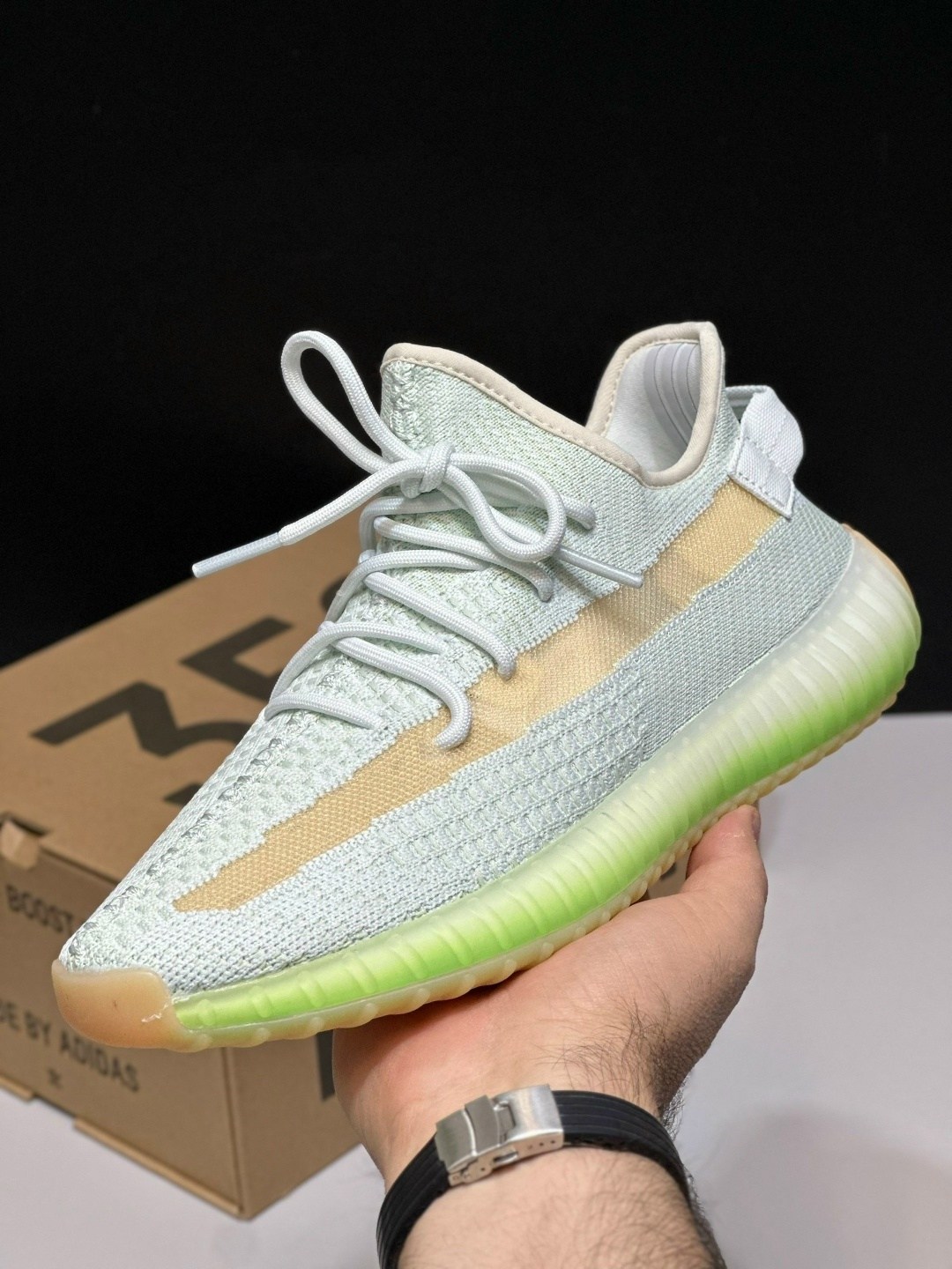 adidas yeezy boost 350 v2 hyperspace,adidas yeezy boost 350 v 2,adidas yeezy boost 350,adidas yeezy boost 350 v2 tail light,кроссовки adidas yeezy boost 350