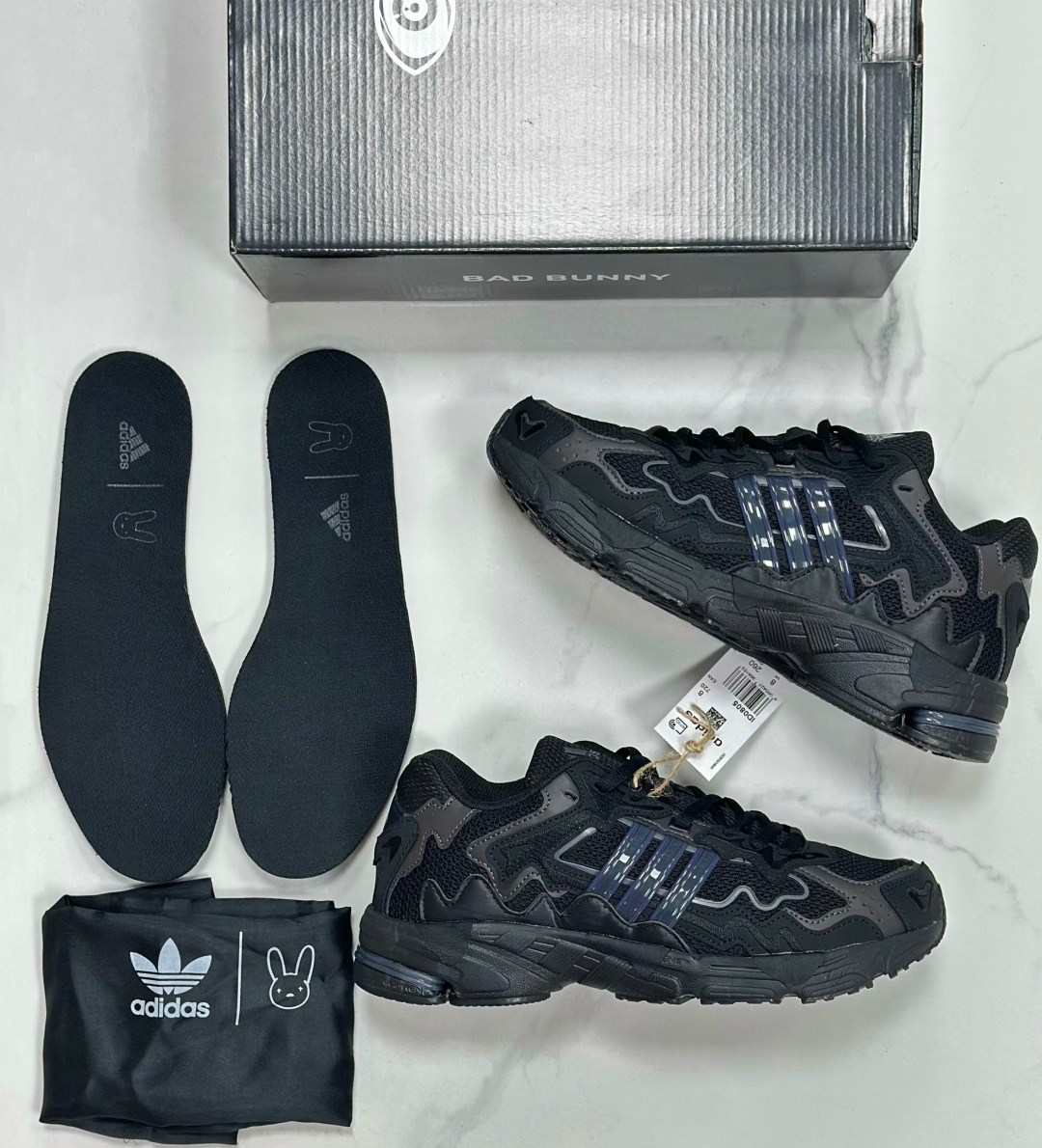 кроссовки adidas response cl,кроссовки adidas response cl bad bunny,adidas response cl & bad bunny,adidas response cl,кроссовки bad bunny x adidas originals response cl