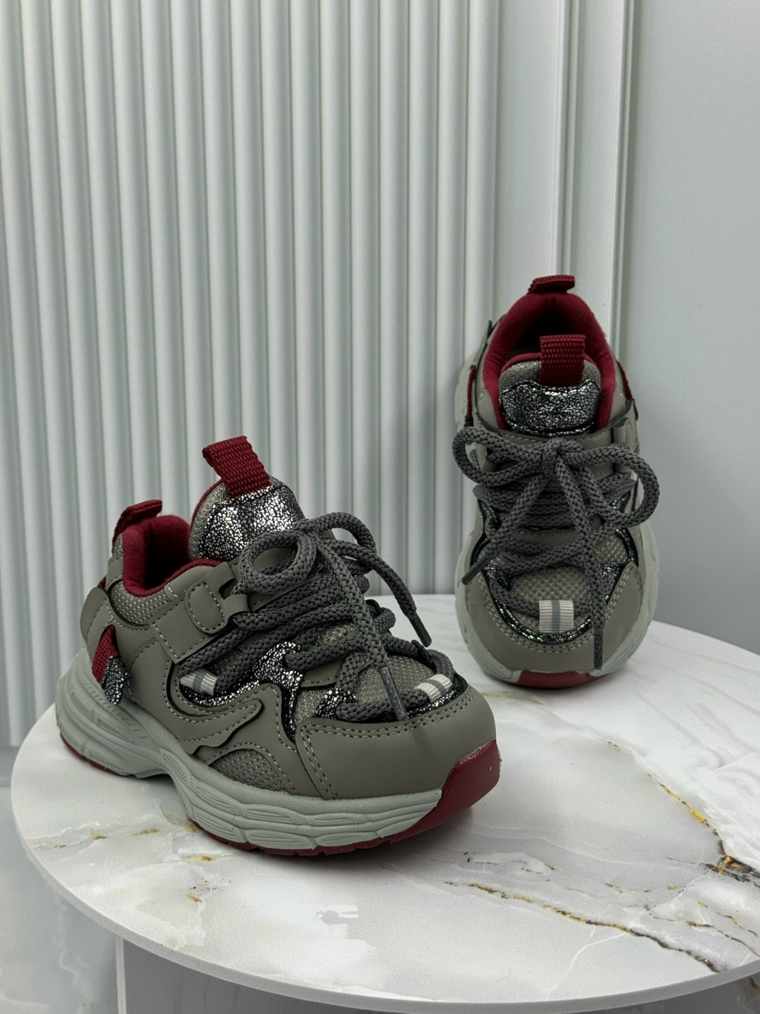 кроссовки детские,кроссовка детская,женские кроссовки,спортивная ,кроссовки закрытые