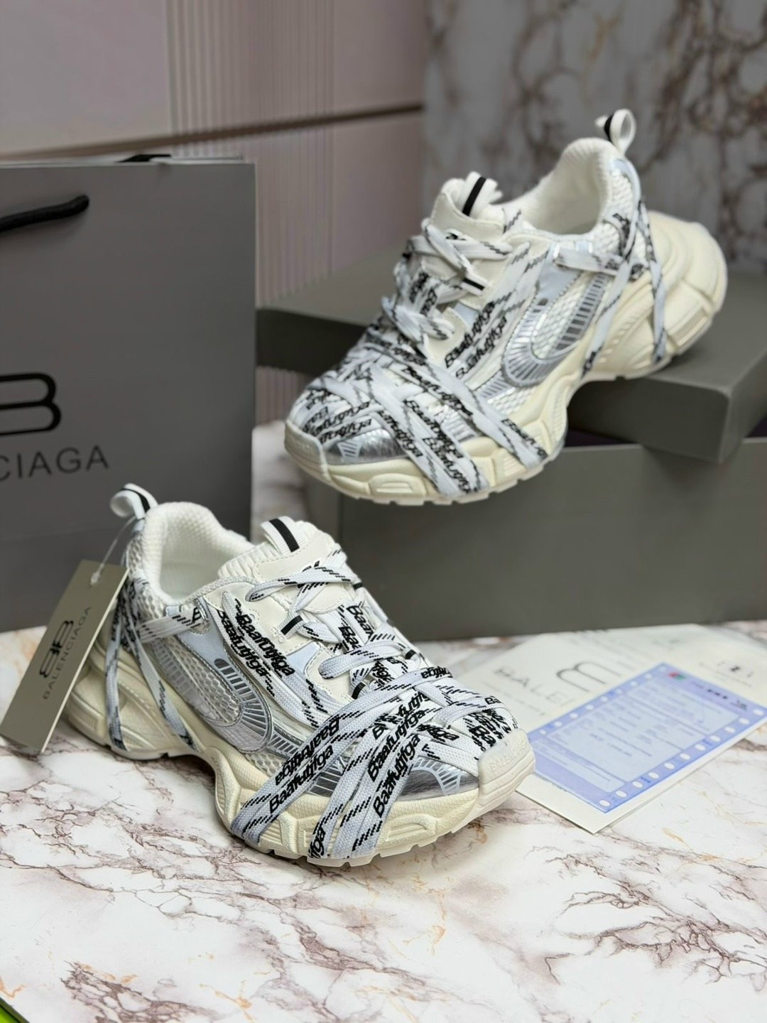 кроссовки balenciaga,кроссовки баленсиага женские оригинал,кроссовки женские balenciaga,баленсиаги женские,кроссовки баленсиага женские