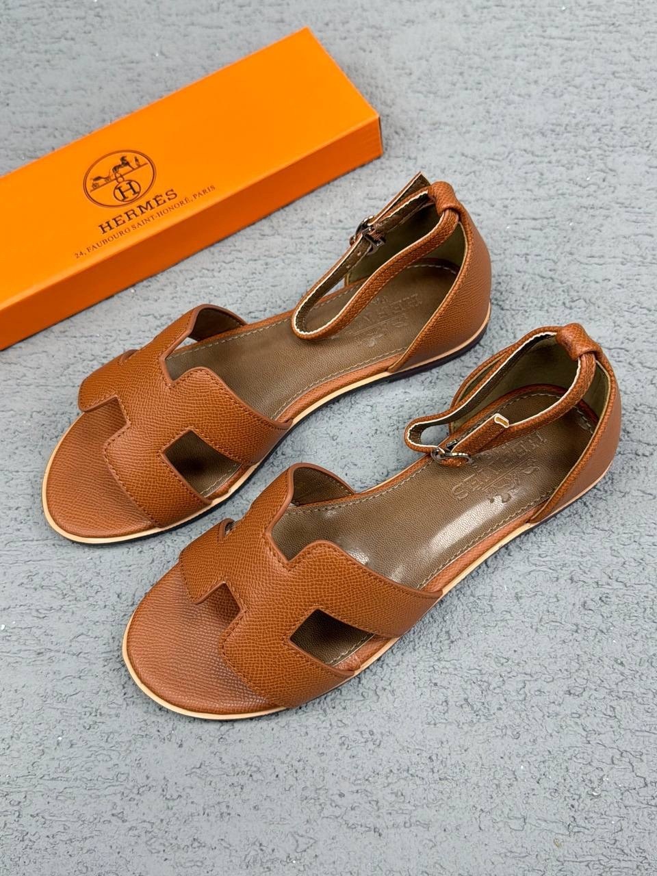 босоножки hermes,сандалии гермес женские,босоножки hermes santorini,босоножки эрмес,сандалии эрмес сандали