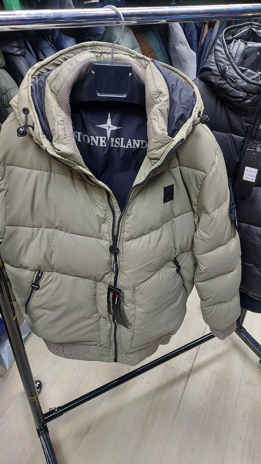 куртка зимняя мужская stone island,куртка зимняя пуховик с капюшоном stone island,куртка зимняя stone island,мужской пуховик stone island,куртка мужская stone island