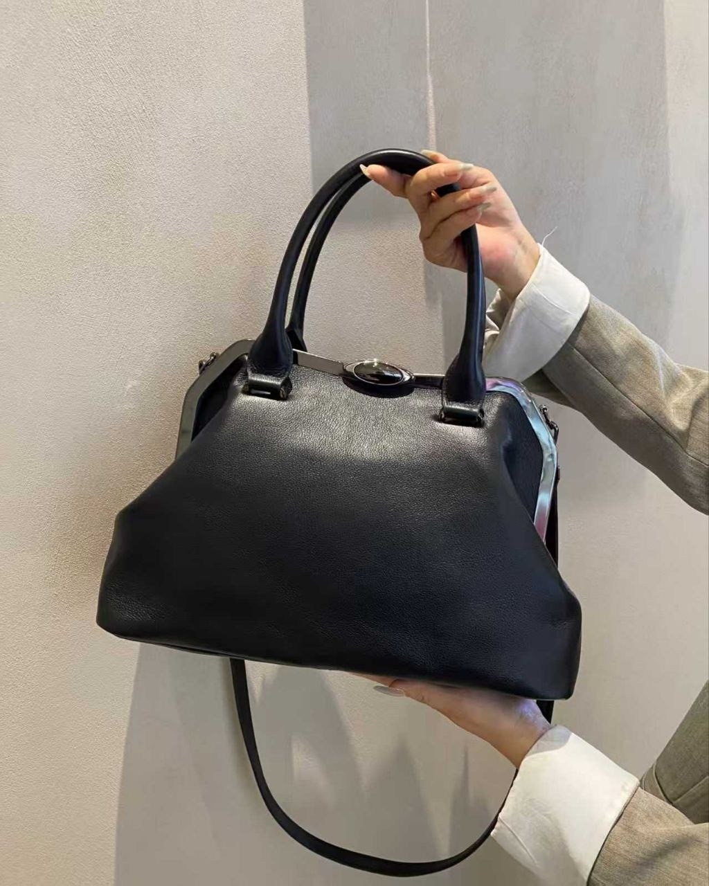 сумка,сумки женская,polina&eiterou сумка на плечо,женская кожаная сумка,модная сумка