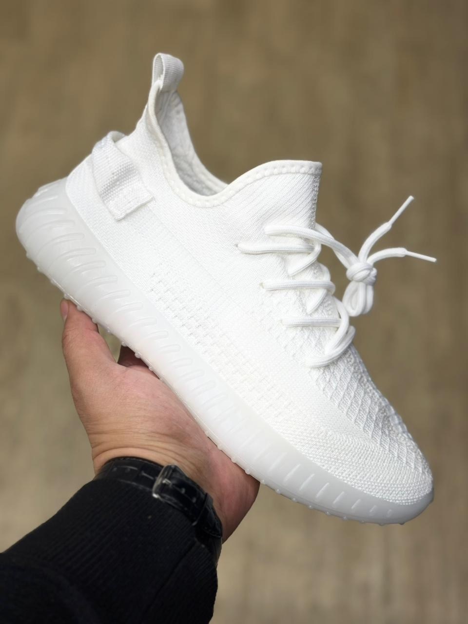 кроссовки мужские yeezy boost 350,адидас изи буст 350 в2,кроссовки yeezy boost 350,кроссовки adidas yeezy boost 350,кроссовки adidas yeezy boost