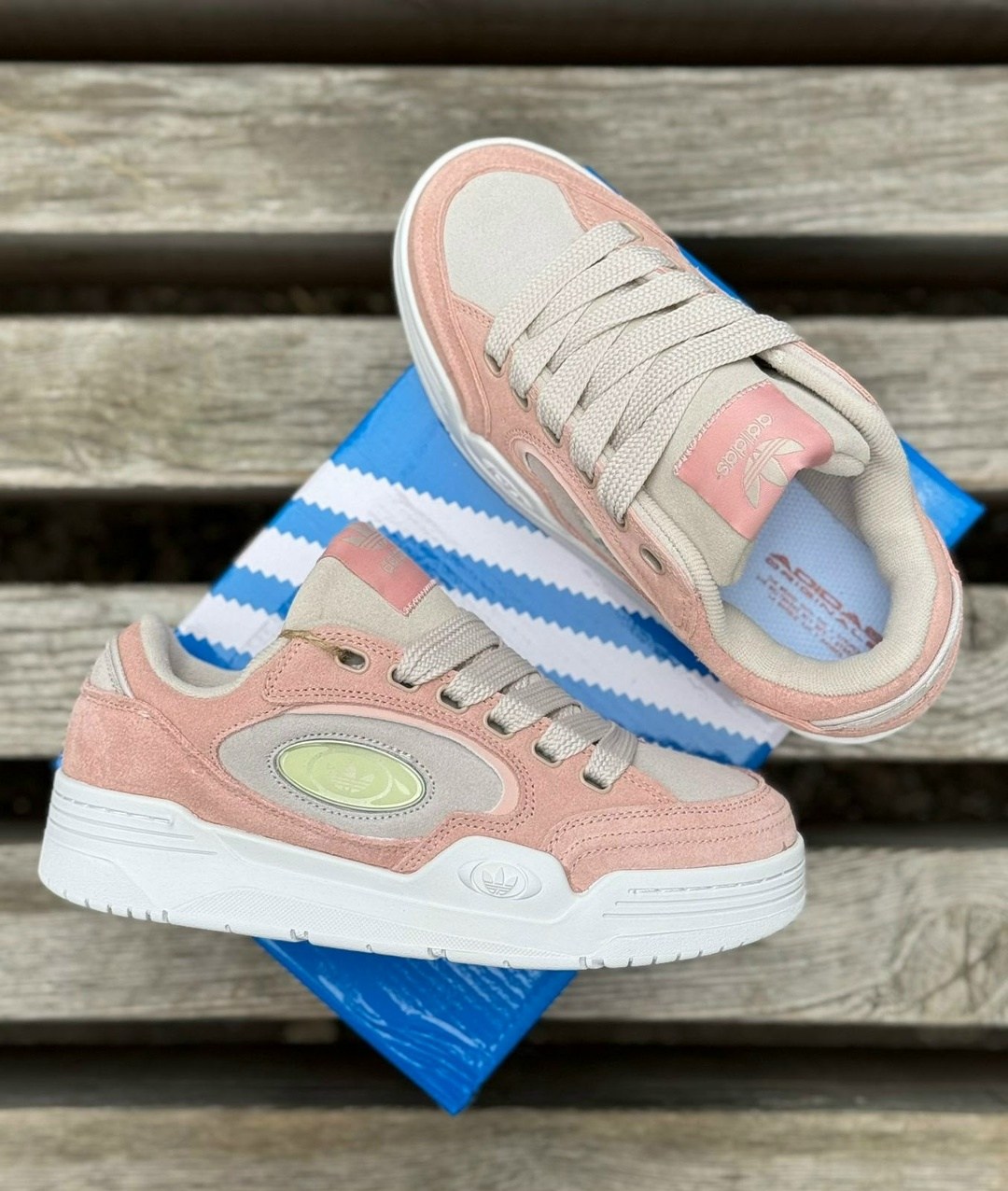 ,кроссовки женские adidas,женские кроссовки,кроссовки adidas,кроссовки