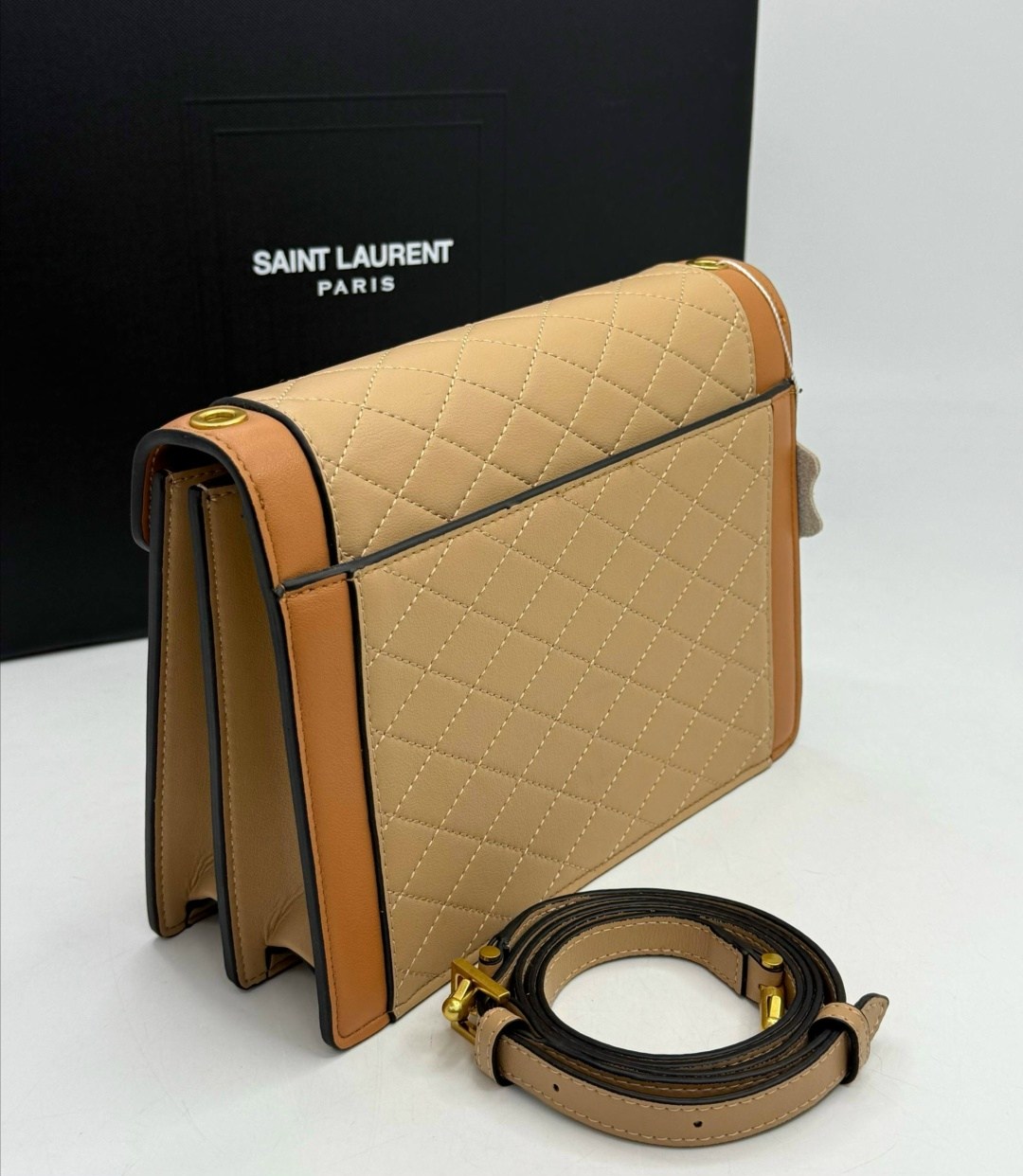 сумки yves saint laurent,cумка saint laurent,сумка женская yves saint laurent,сумка на плечо saint laurent,yves saint laurent сумка на плечо