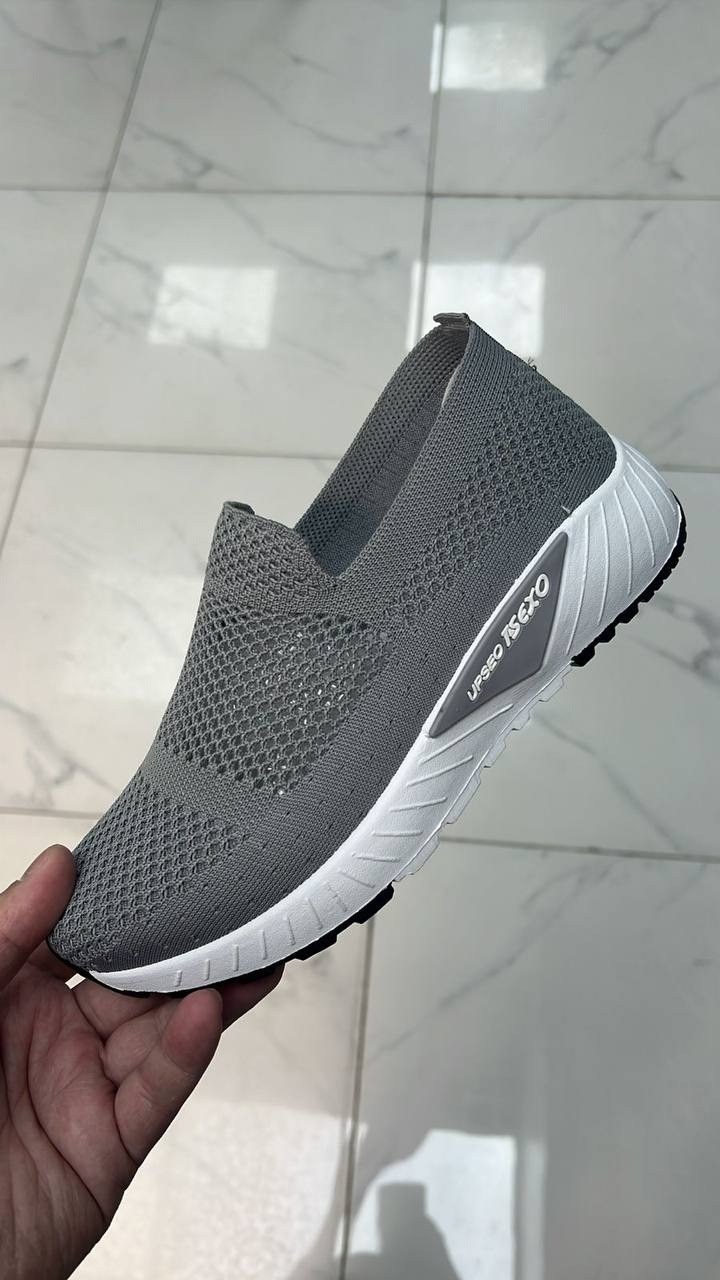 ,тряпочные слипоны,слипоны женские,кроссовки женские текстильные,кроссовки женскиe