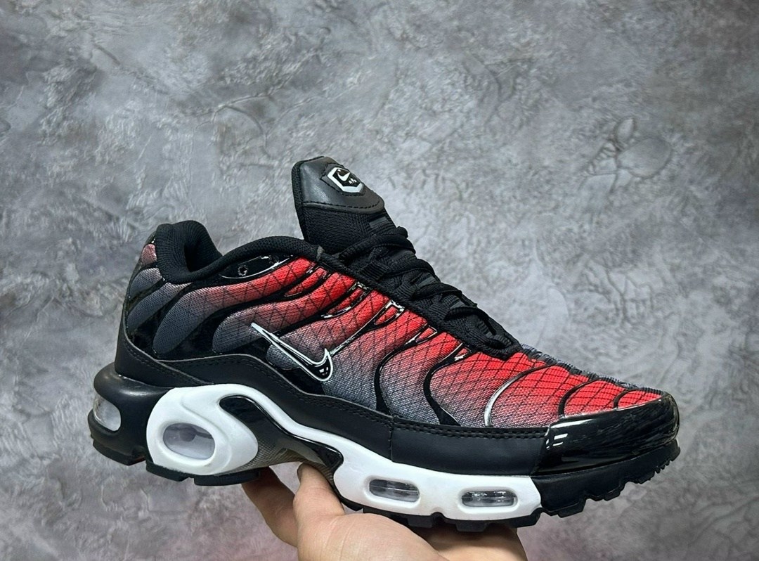 кроссовки nike air max tn plus,кроссовки мужские nike air max tn plus,nike air max tn plus,кроссовки nike air max tn,кроссовки