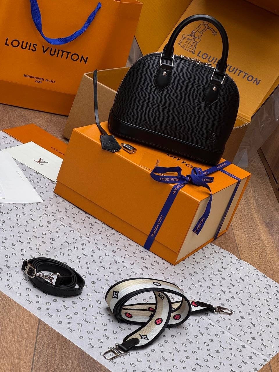 сумка louis vuitton,сумка женская louis vuitton,сумки луи виттон,сумочка луи виттон,сумки брендовая