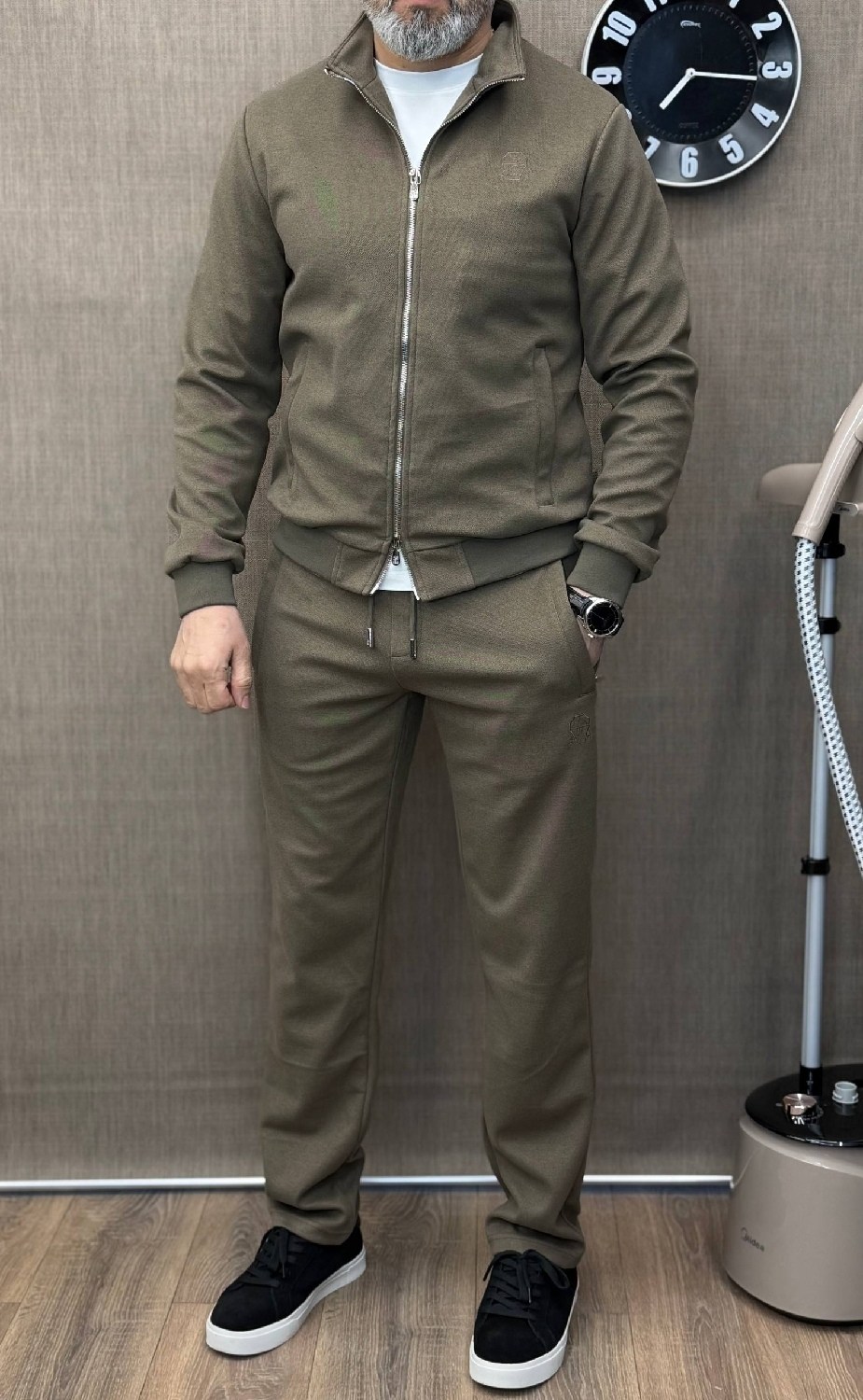 спортивный костюм brunello cucinelli,спортивный костюм,костюм мужской,мужской спортивный костюм,спортивный костюм loro piana