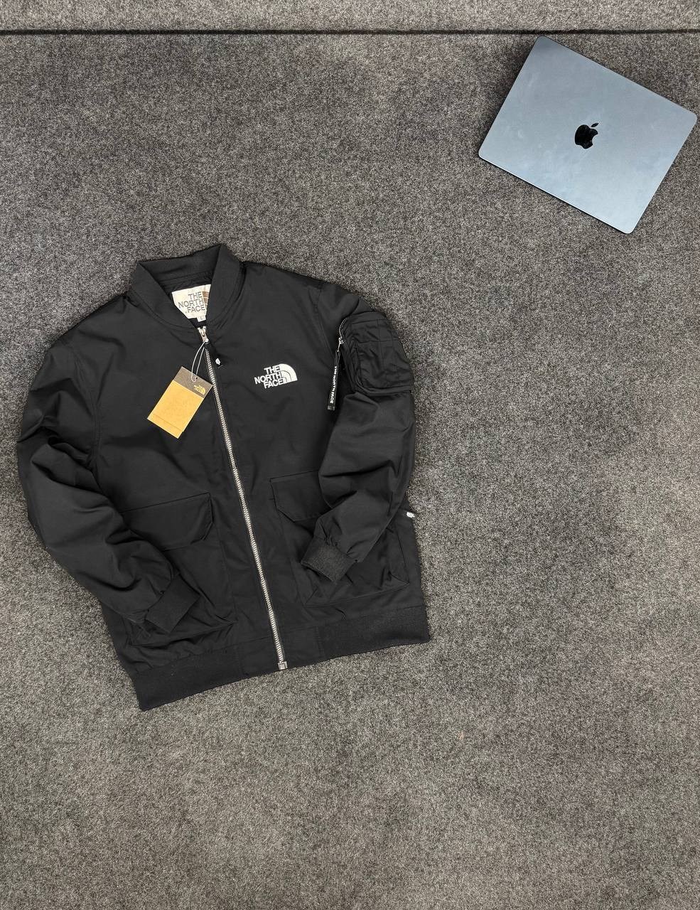 куртка бомбер весенняя,куртка бомбер,мужская куртка бомбер,бомбер the north face,ветровка the north face