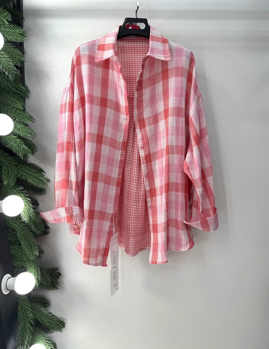 женская рубашка в клетку,рубашка в клетку оверсайз женская,клетчатая рубашка женская,рубашка женская стильная оверсайз,рубашка в клетку оверсайз теплая