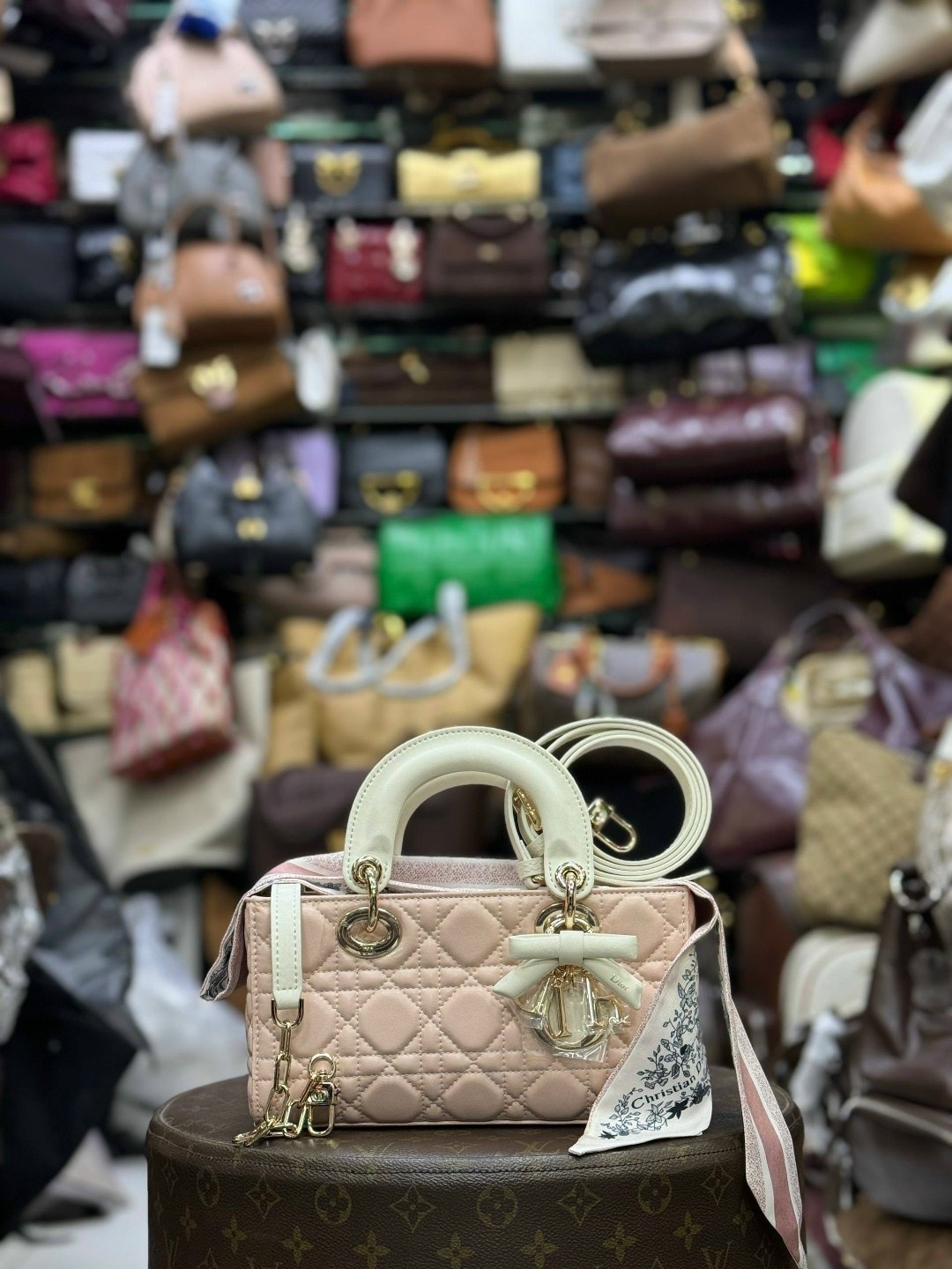 женская сумка dior,сумка диор,сумка dior lady,dior сумка,сумка леди диор