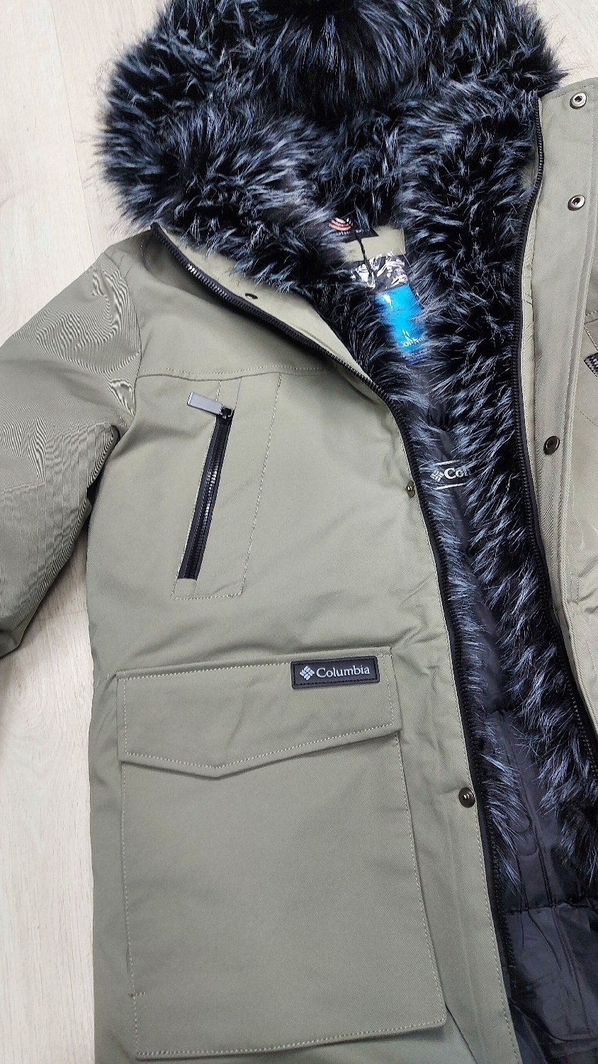 парка с мехом чернобурки,парка с натуральным мехом,парка с чернобуркой,бежевая парка с мехом чернобурки,парки с чернобуркой