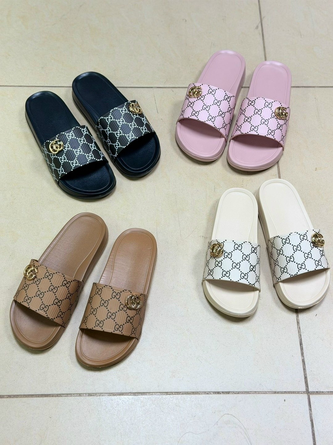 ,шлёпки гуччи женские,резиновые тапочки гуччи,шлепанцы gucci женские,тапки гуччи