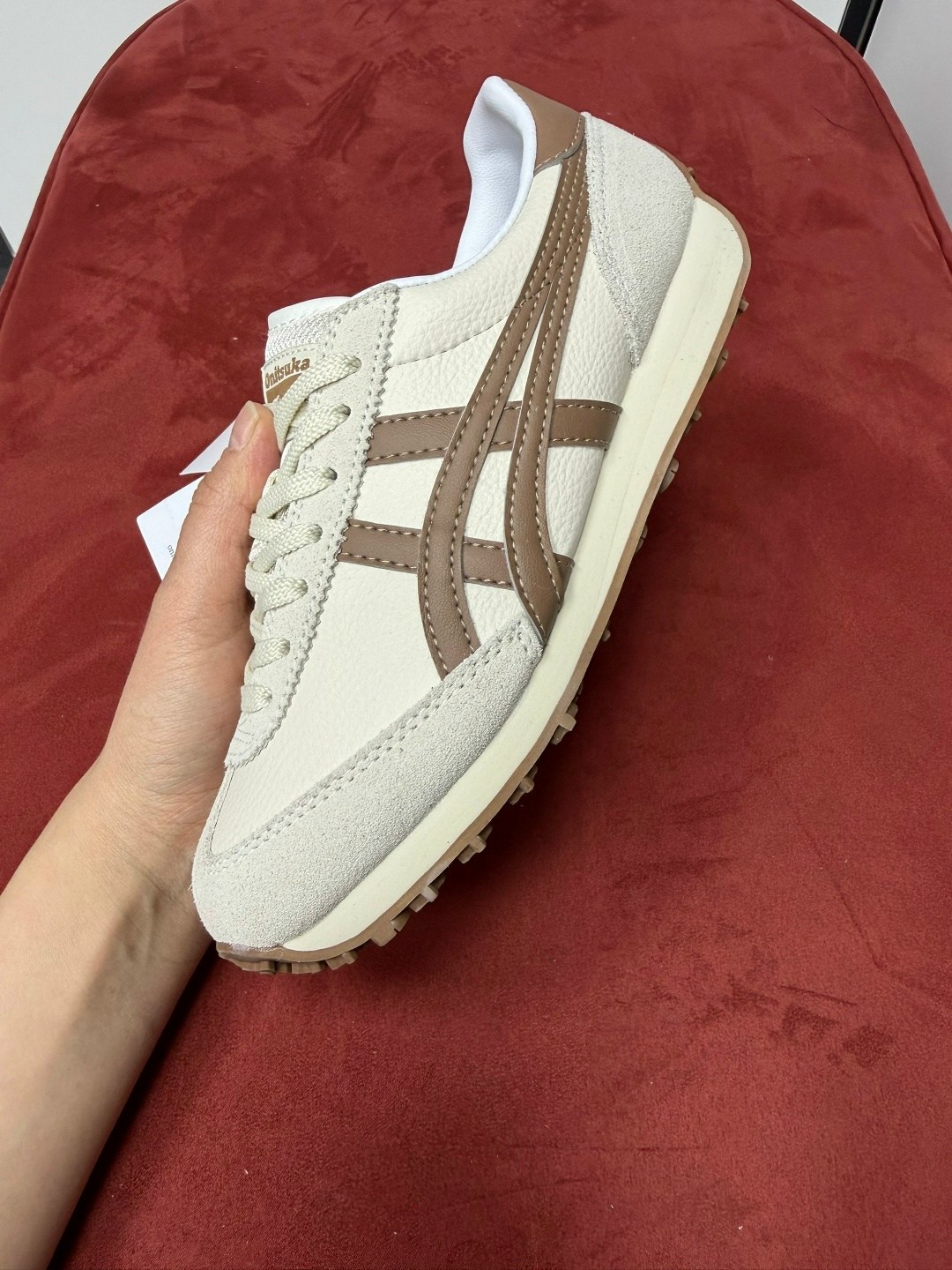 кроссовки onitsuka tiger edr 78,onitsuka tiger кроссовки,asics onitsuka tiger,onitsuka tiger edr 78,спортивная