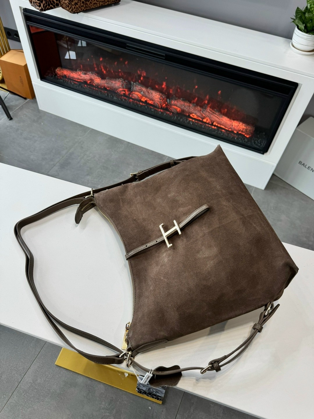 замшевая сумка,замшевая сумка женская,сумка замшевая натуральная женская,сумка женская натуральная замша черная,модные замшевые сумки