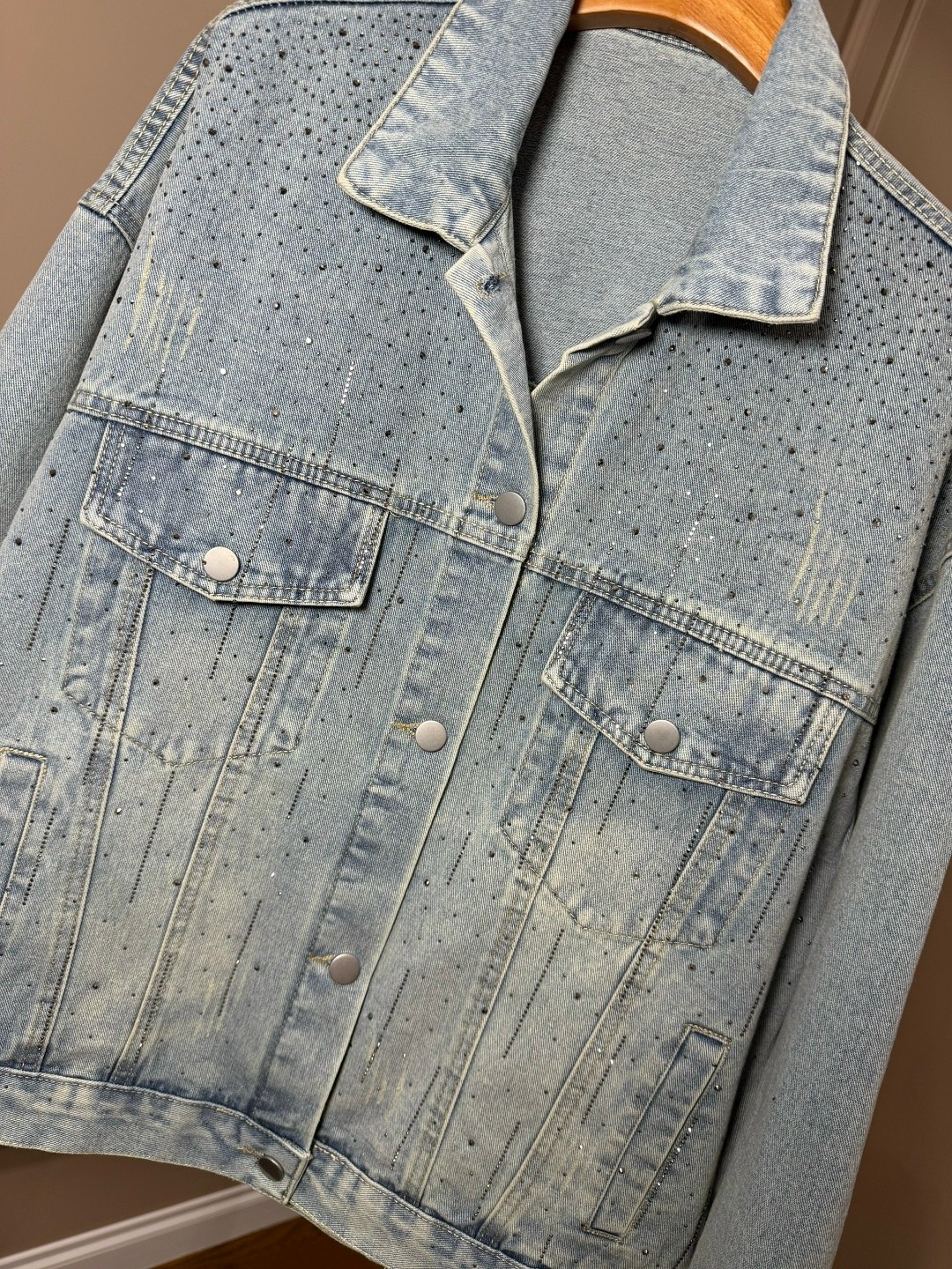 джинсовая куртка,джинсовая куртка женская,джинсовая куртка повседневная,модные джинсовые куртки,мужская джинсовая куртка