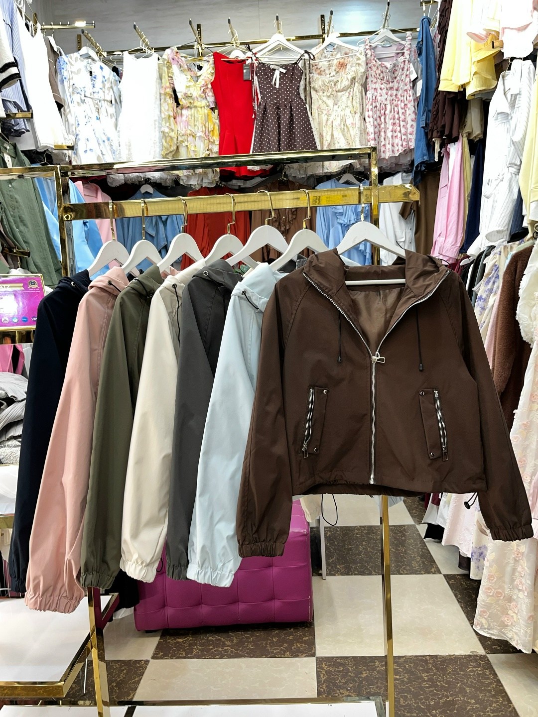 куртка стильная,ветровка,куртка демисезонная,женская ветровка,легкая куртка