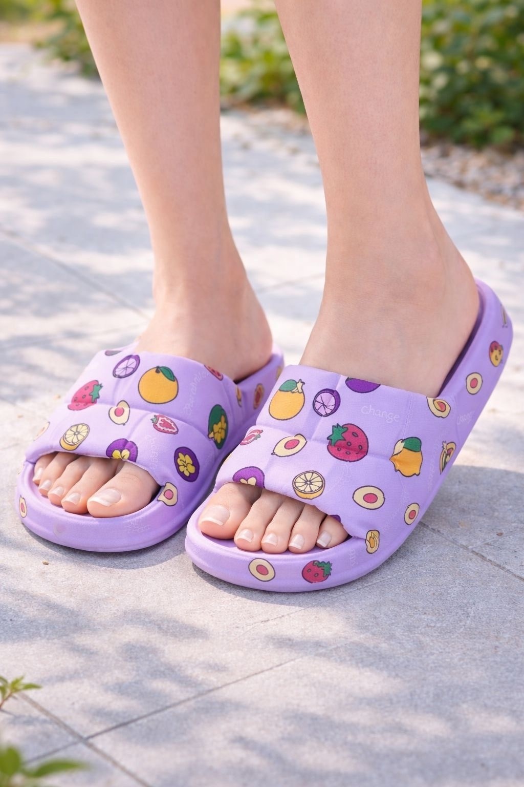 шлепанцы женские,,яркие шлепанцы,crocs classic,пляжная