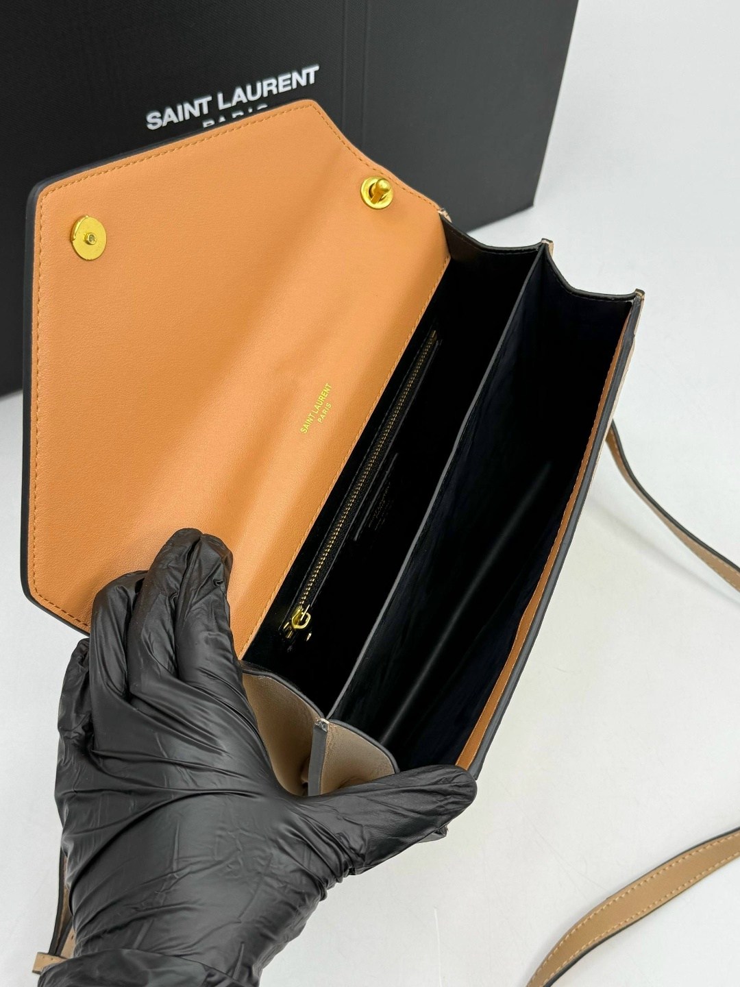 сумки yves saint laurent,cумка saint laurent,сумка женская yves saint laurent,сумка на плечо saint laurent,yves saint laurent сумка на плечо