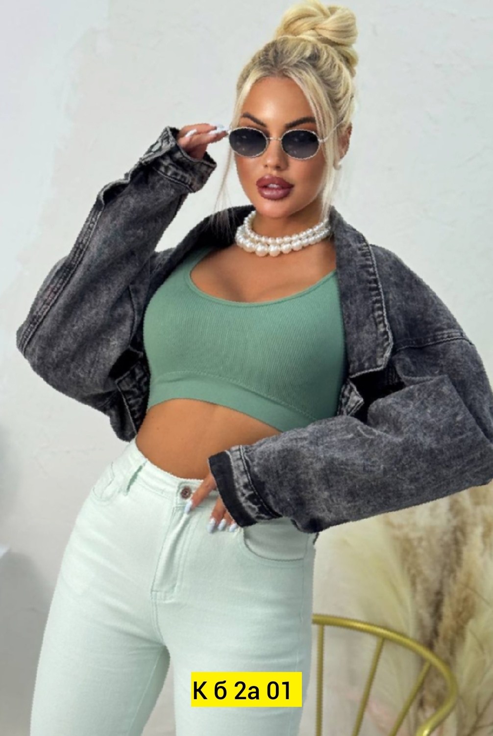 женские джинсовые куртки,джинсовая куртка,стильная джинсовая куртка,джинсовая куртка белая,укороченная джинсовая куртка