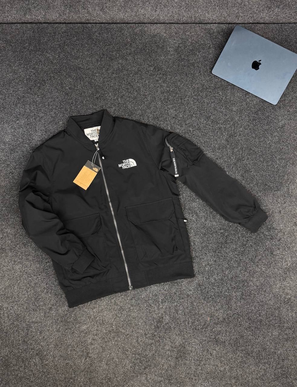 куртка бомбер весенняя,куртка бомбер,мужская куртка бомбер,бомбер the north face,ветровка the north face