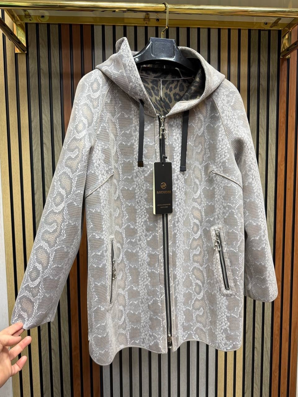 стильное пальто,демисезонная куртка,пальто двухстороннее,пальто с капюшоном женское,пальто женские