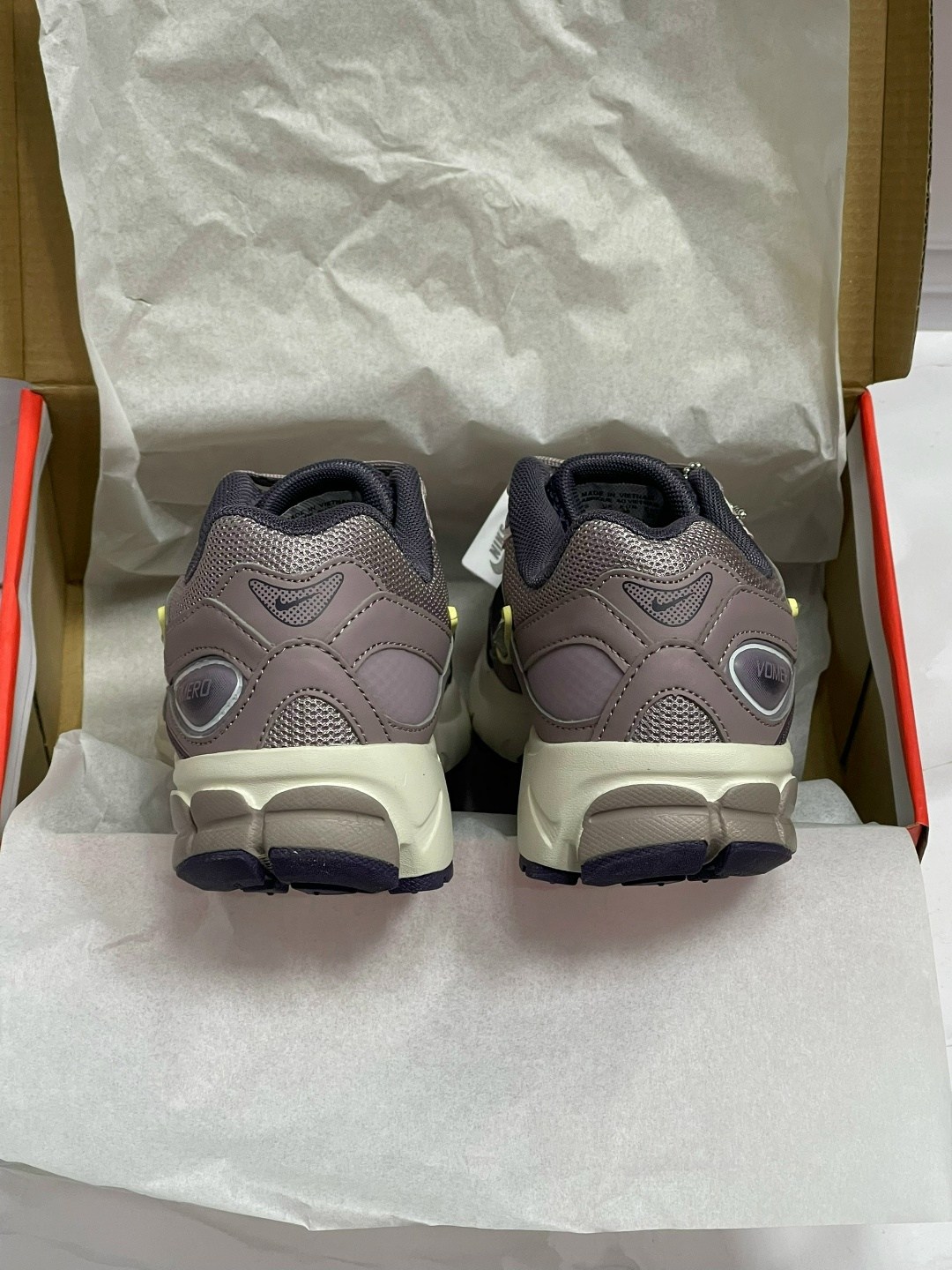 кроссовки nike zoom vomero 5,кроссовки,nike air zoom vomero 5,кроссовки nike air zoom vomero 5,nike zoom vomero 5