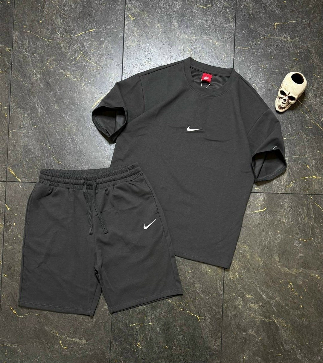 мужские спортивные костюмы,спортивные костюмы nike,костюм мужской спортивный с шортами,спортивный костюм nike мужской,спортивный костюм