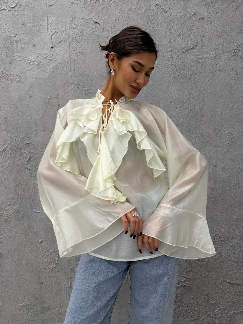 блуза шифоновая,блузка с оборками,блузка стильная,блуза кремовый,блуза с рюшами