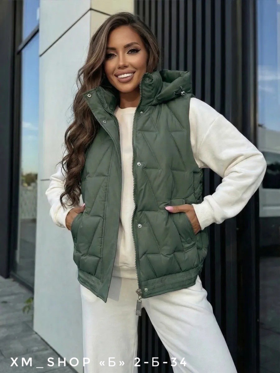 женская жилетка,жилет женский,жилет женский утепленный,жилет женский зеленый,жилетка с капюшоном
