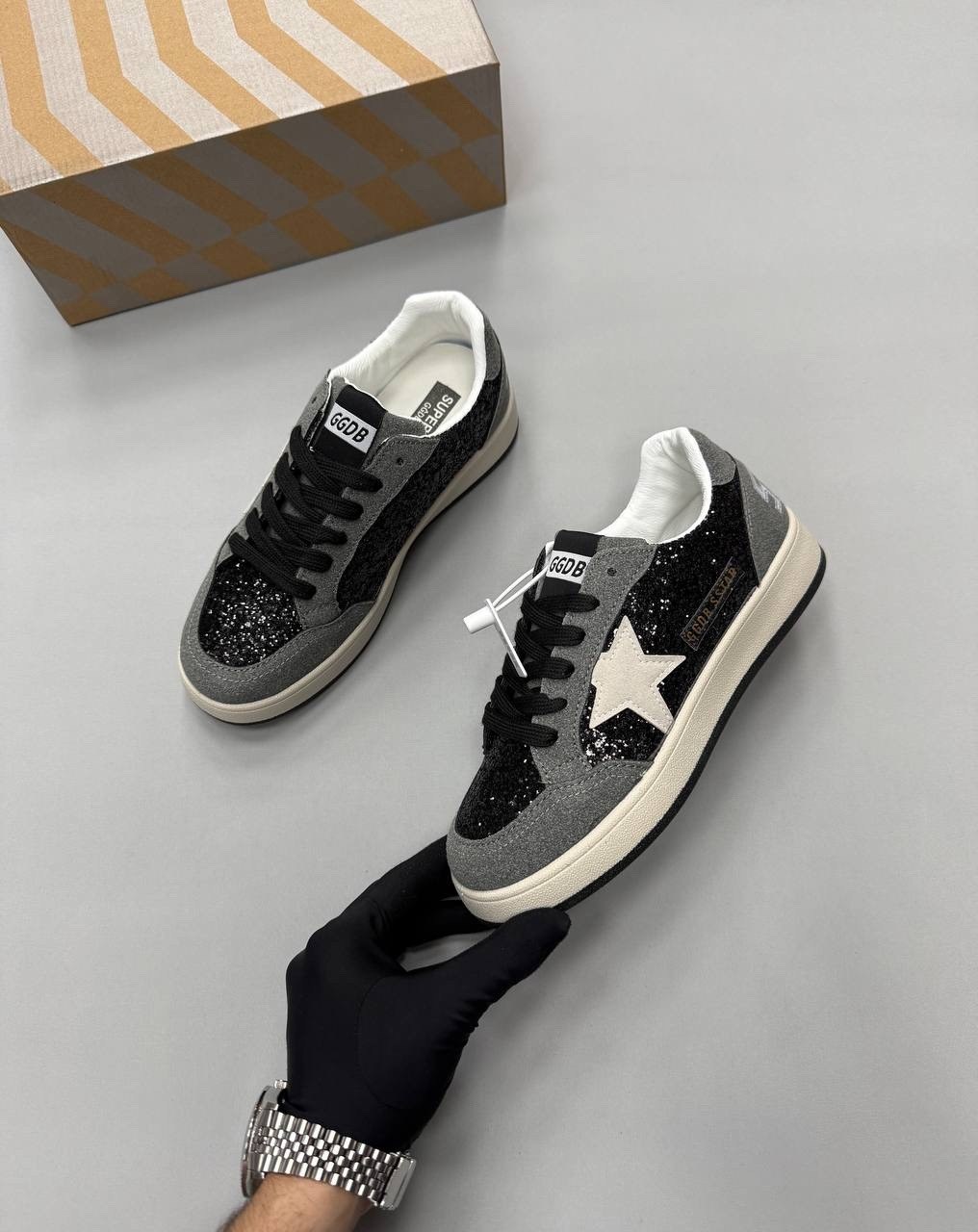 кроссовки golden goose с пайетками на платформе,кроссовки golden goose,кеды golden goose,,кроссовки golden goose из натуральной кожи с камнями