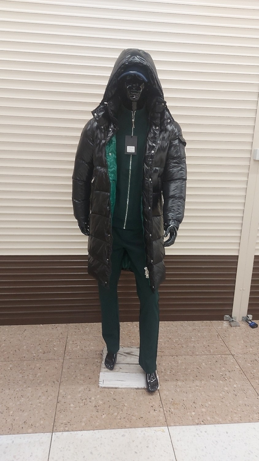 пуховик мужской длинный moncler размер 2xl,пуховик moncler мужской,пуховик мужской длинный moncler с капюшоном,мужская зимняя куртка,moncler hanoverian