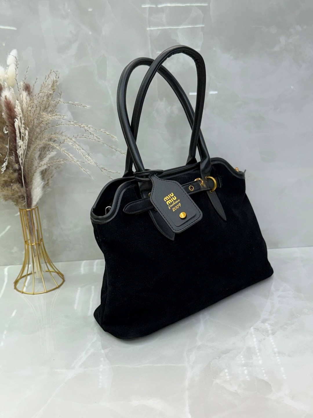 сумка замшевая miu miu aventure,сумка,сумка замшевая,женская сумка-тоут из искусственной замши,сумка женская