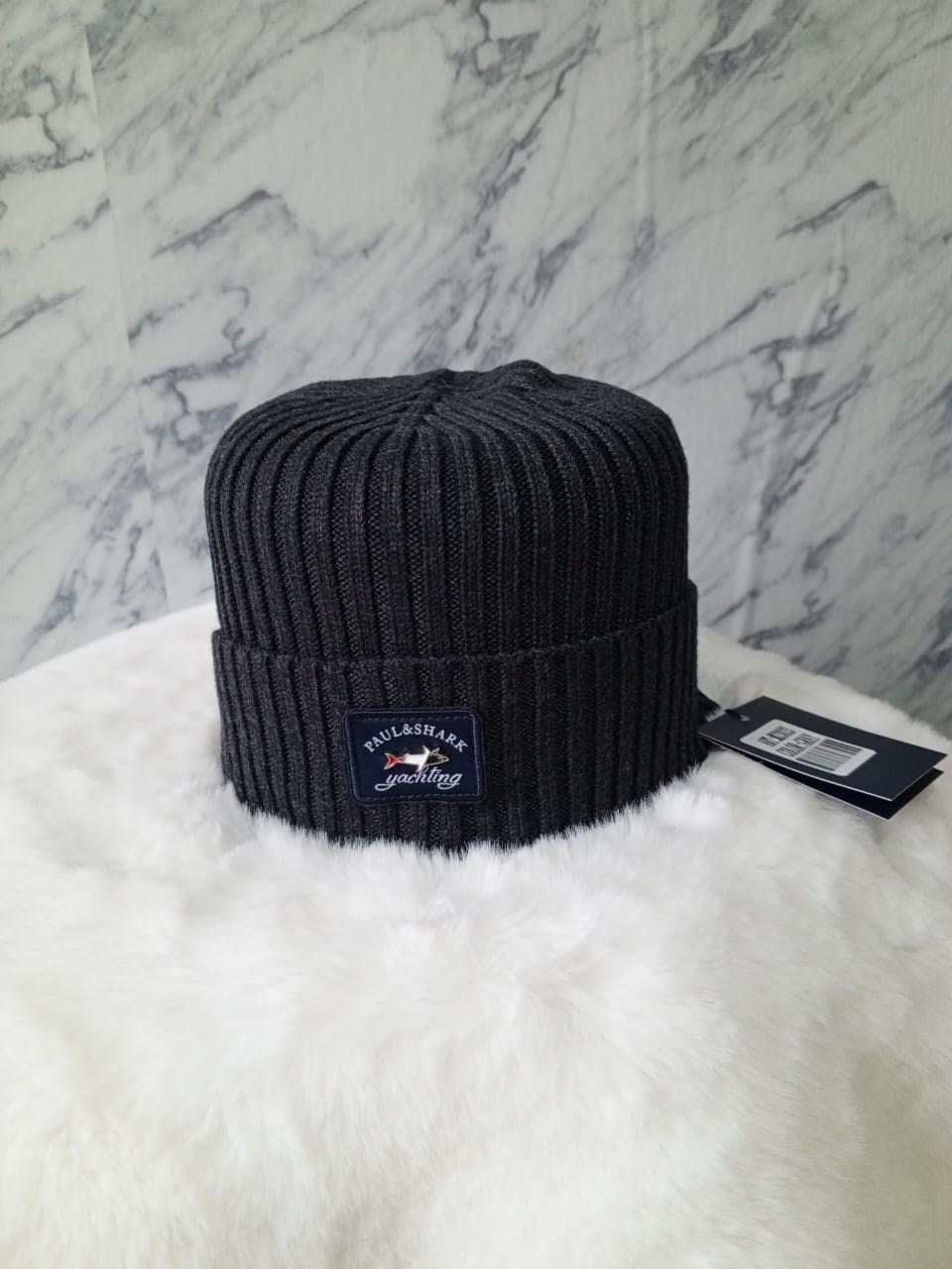 шапка armani exchange,шапка мужская armani,шапка бини calvin klein,шапка,мужская шапка