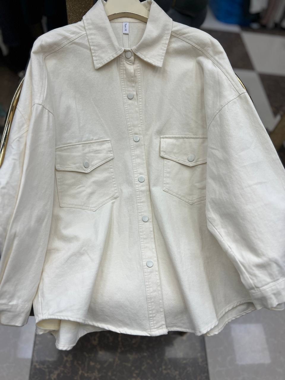 женская рубашка оверсайз,рубашка джинсовая оверсайз,стильная блузка,рубашка свободного кроя,куртка оверсайз