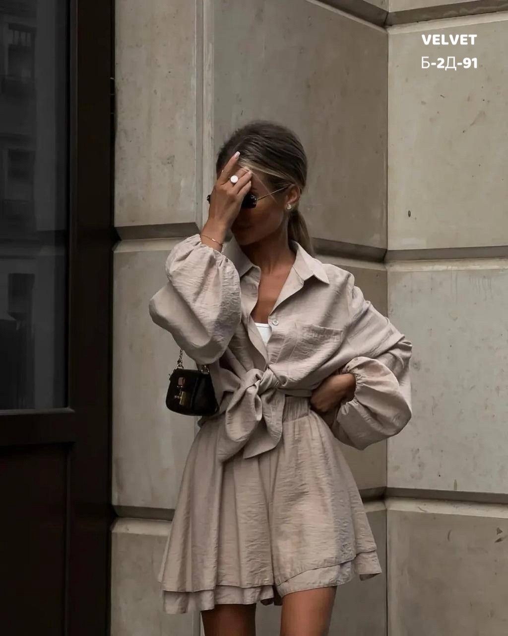 костюм женский летний,летний женский костюм с шортами,летний костюм с шортами и рубашкой оверсайз,женский костюм с шортами,костюм рубашка на лямкам и шорты