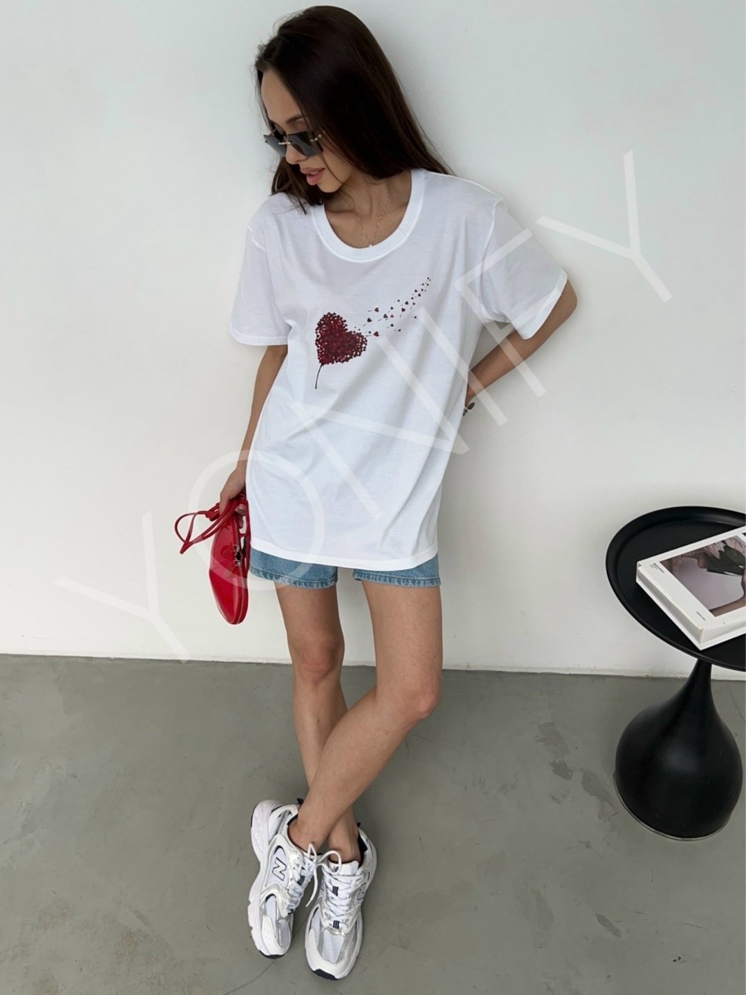 футболки женская,футболка женская белая,женская футболка оверсайз,белая футболка оверсайз,футболке