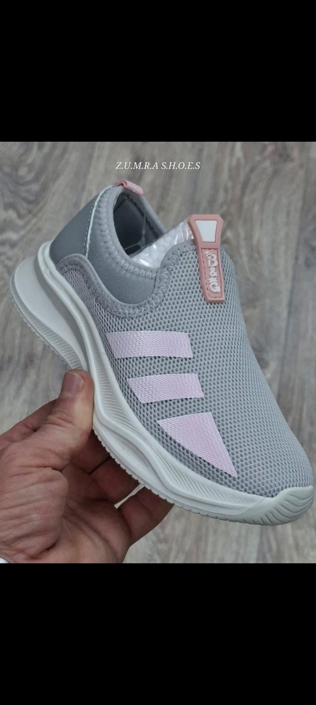 кроссовки adidas,кроссовки,спортивная ,слипы ,детские кроссовки