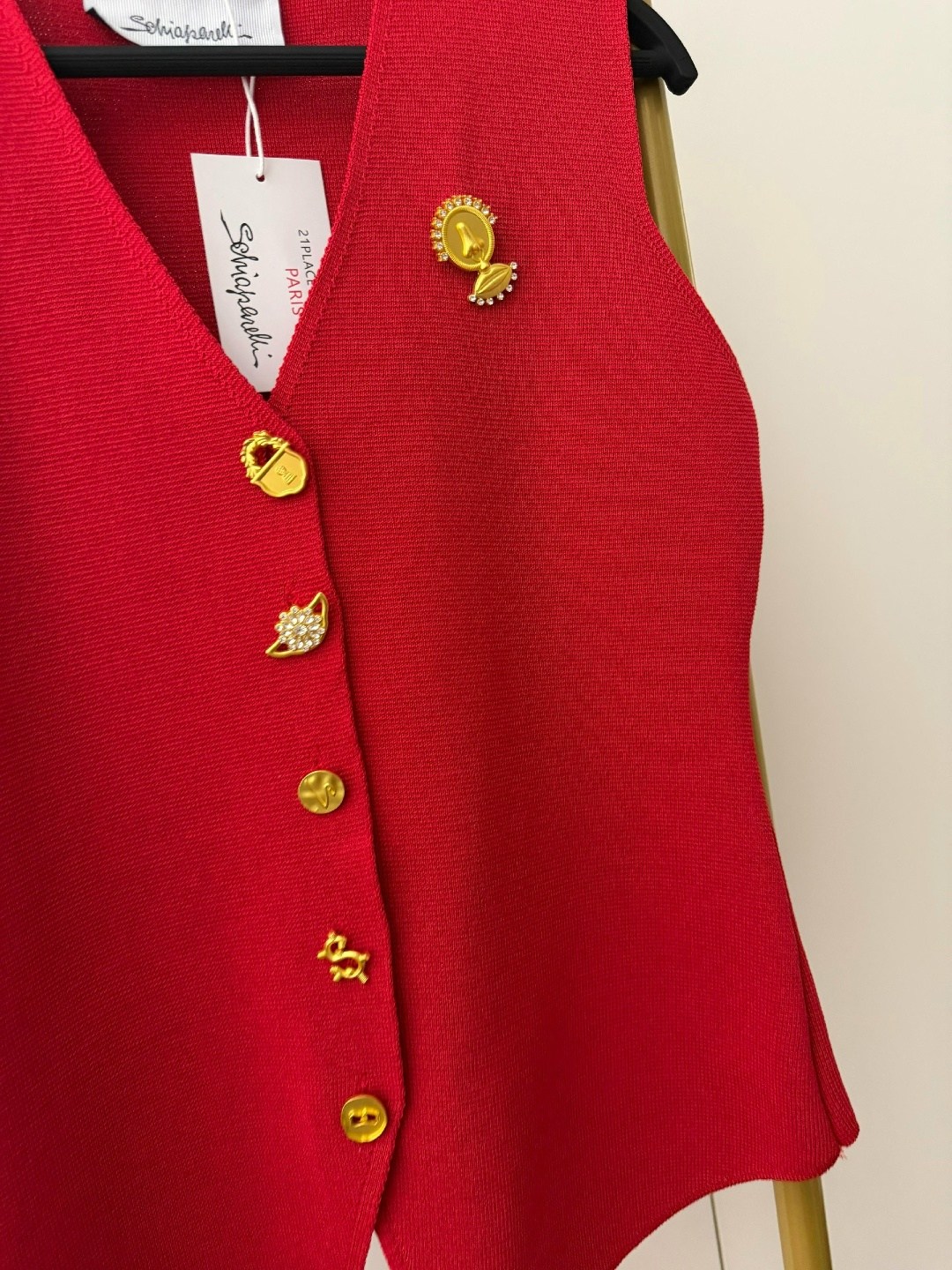 жилет dilana vip 2007 красный,жилет dilanavip 2007 красный,красный жилет,женский жилет,элегантный жилет красный