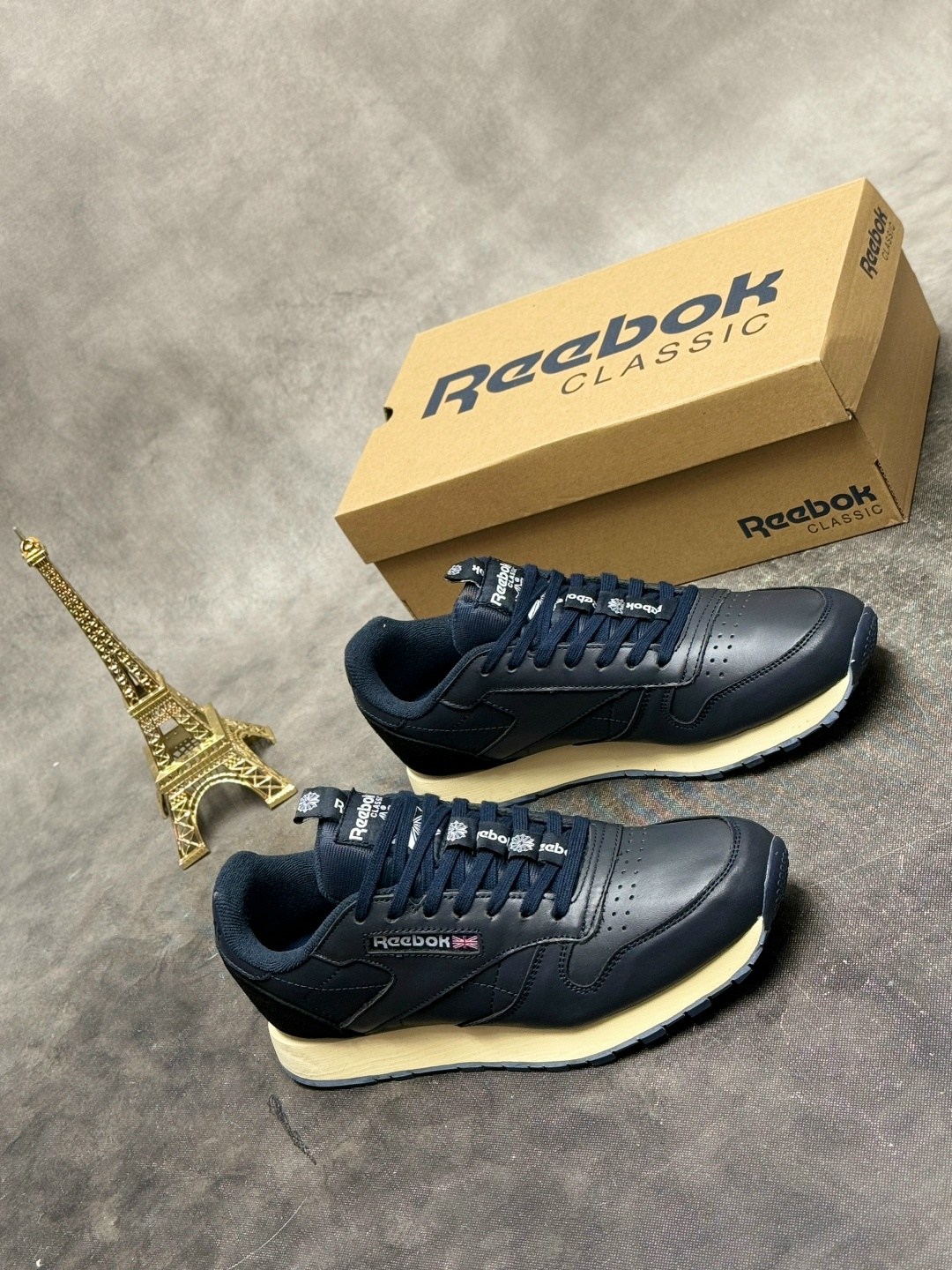 кроссовки reebok classic leather,кроссовки reebok classic leather мужские,кроссовки мужские reebok classic leather синие,кроссовки classic leather 'vector navy gum' reebok синий,кроссовки мужские reeb