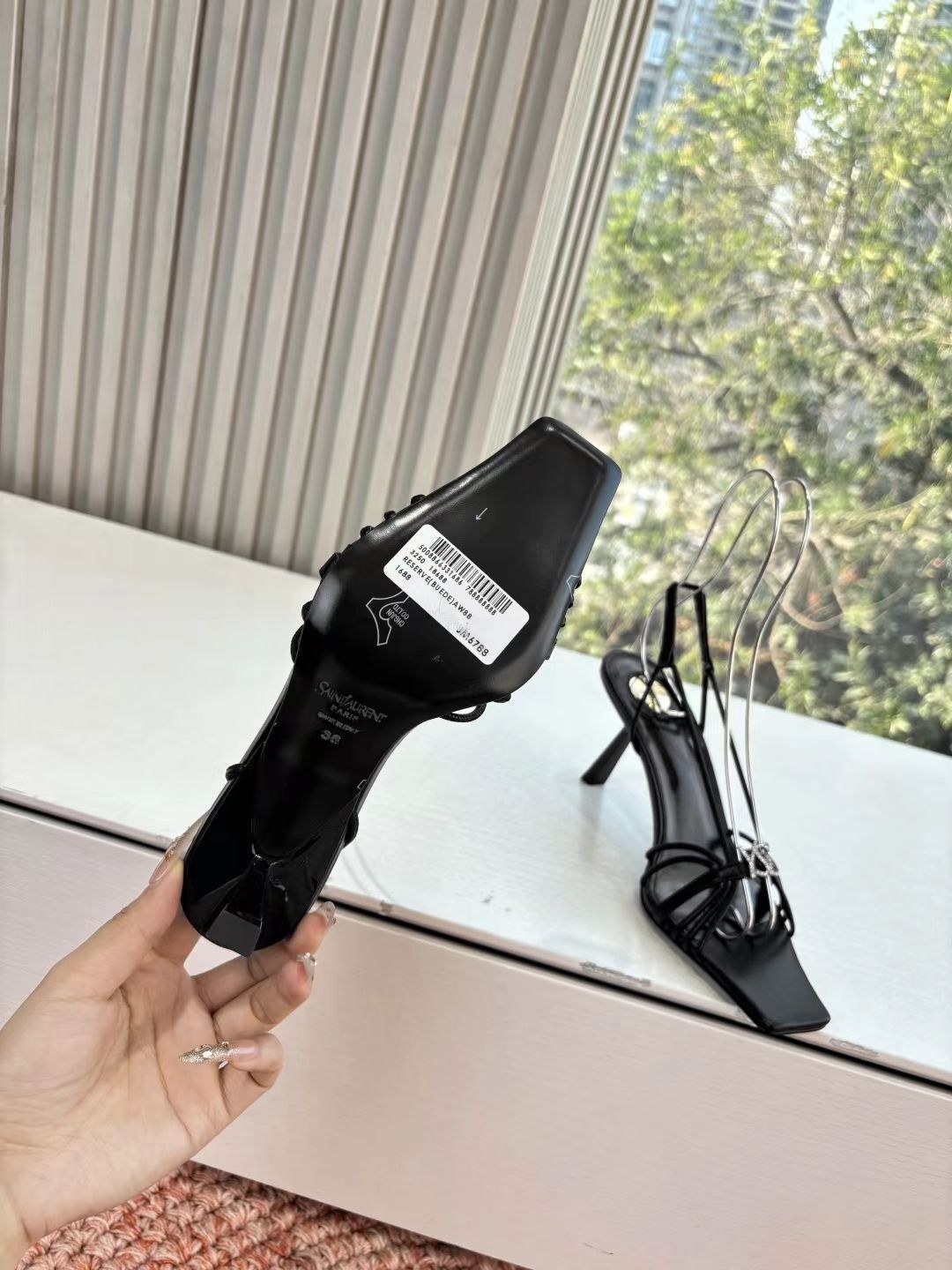 ,босоножки на каблуках,босоножки женские,женская ,туфли ив сен лоран с каблуком