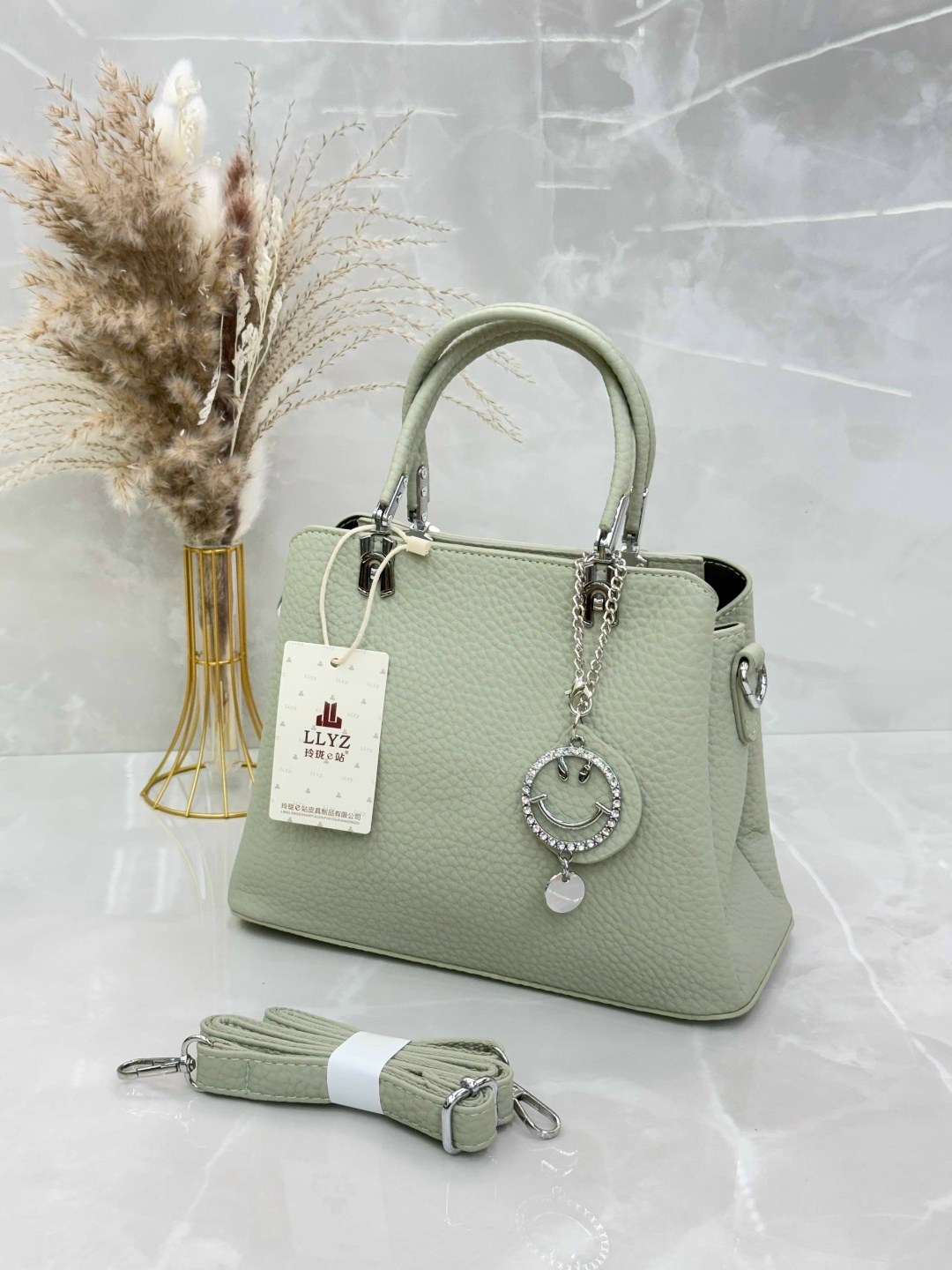 сумка,женская сумка,модная женская сумка,сумка голубая,сумки женская сумка