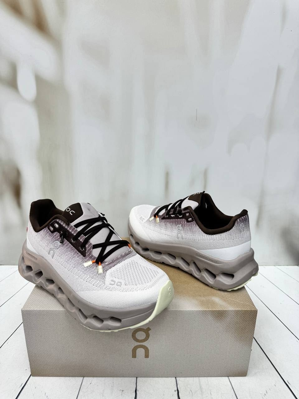 спортивная,кроссовки on,повседневные кроссовки,кроссовки для бега,кроссовка
